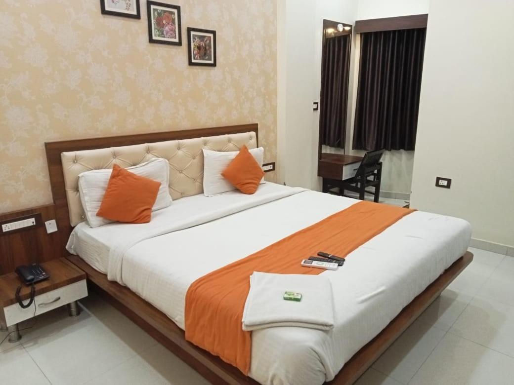 Hotel Sun Palace Udajpur Zewnętrze zdjęcie