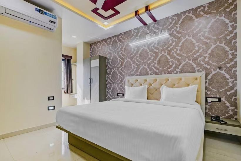 Hotel Sun Palace Udajpur Zewnętrze zdjęcie