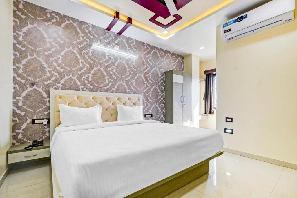 Hotel Sun Palace Udajpur Zewnętrze zdjęcie